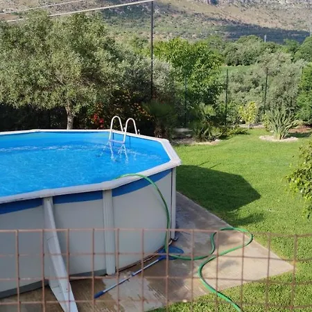 Climiti House *