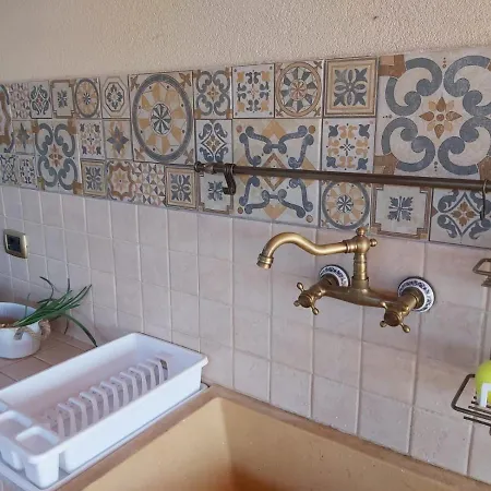 Climiti House *